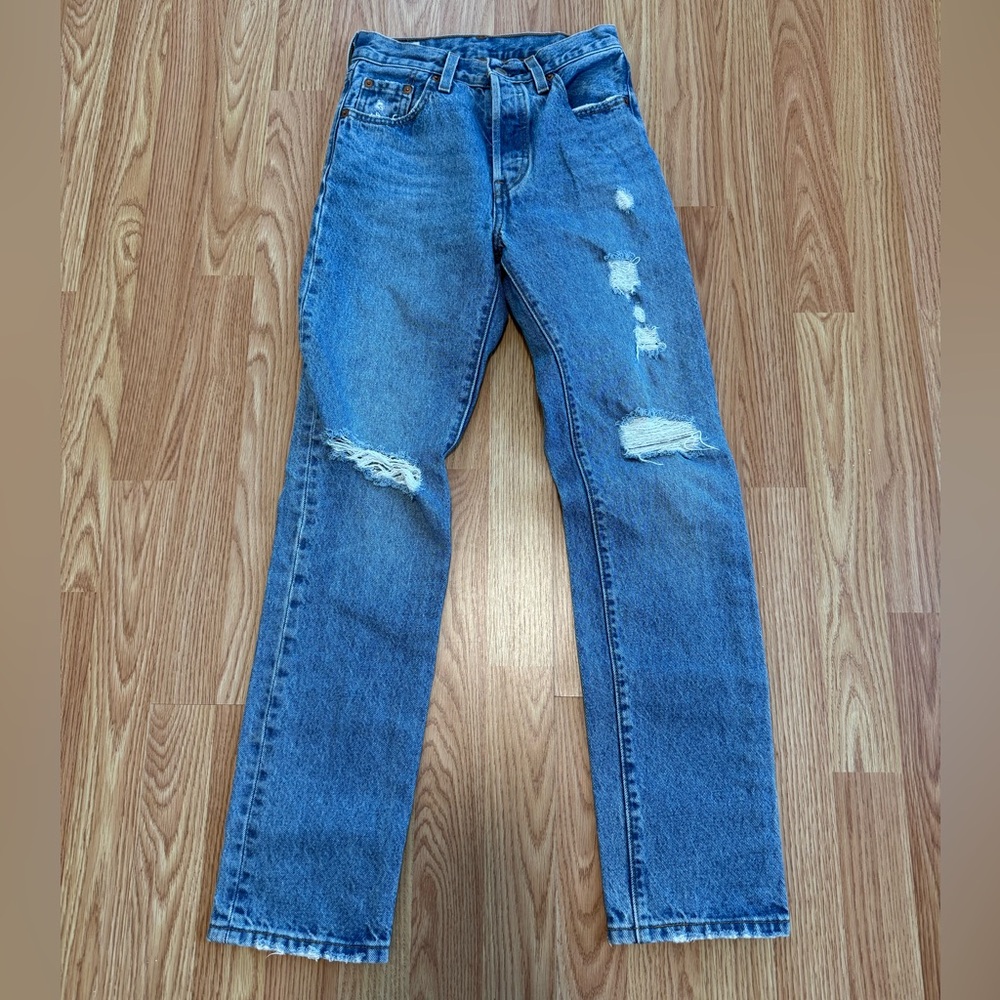 Women’s Levi’s 501 Medium Blue Denim